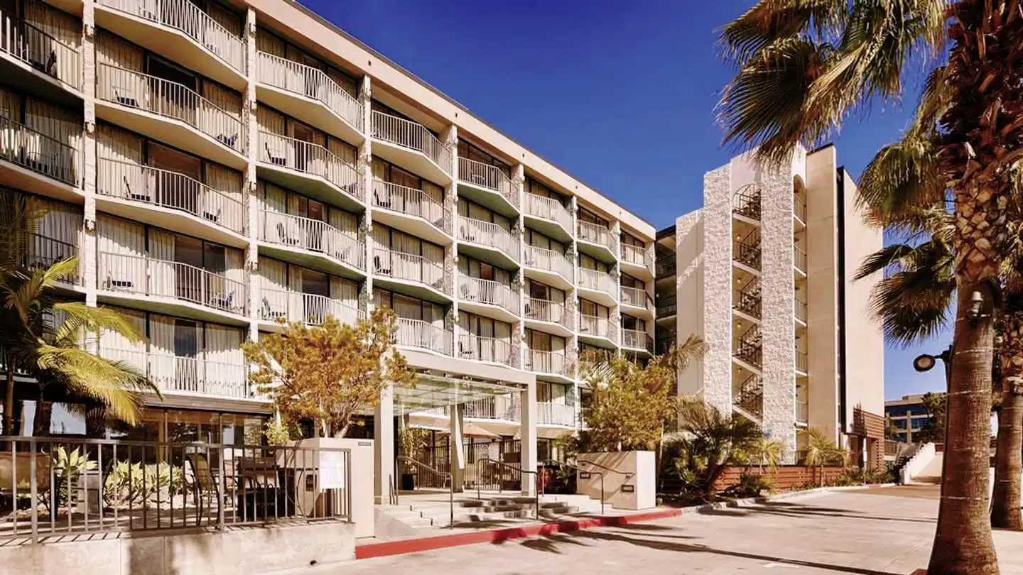 Best Western Yacht Harbor Hotel Aussenansicht