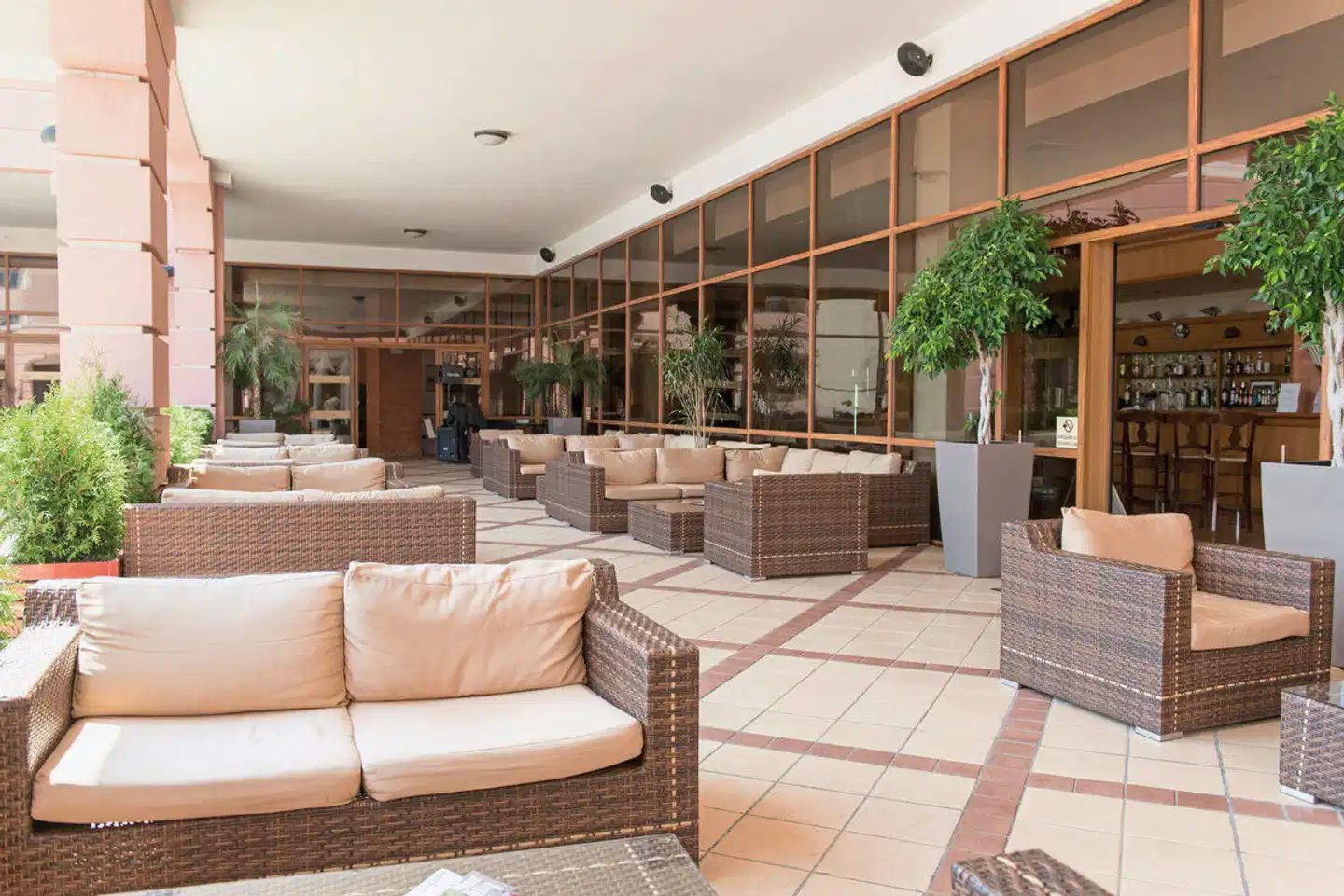 DIT Majestic Beach Resort Lobby