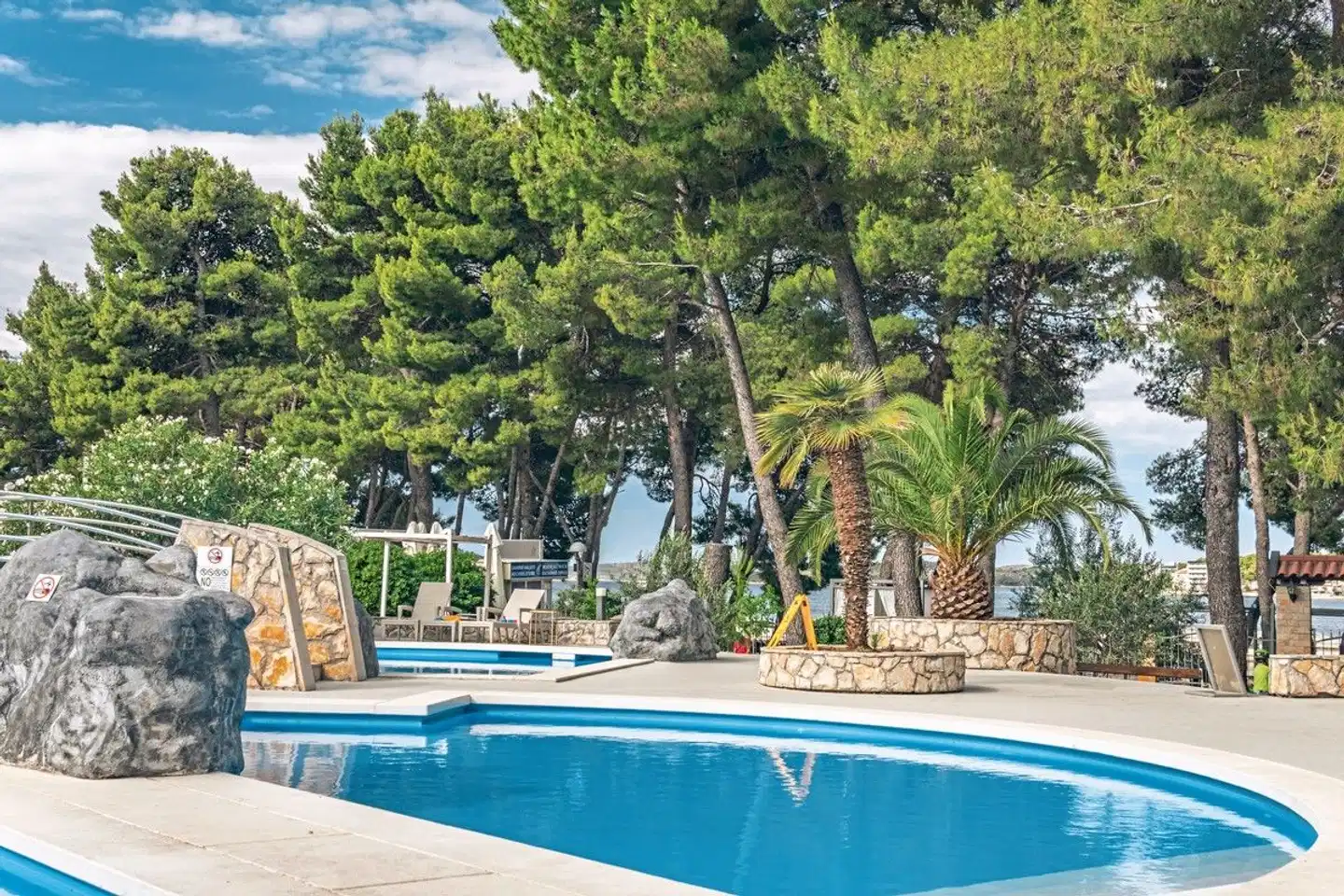 Matilde Beach Resort Pool