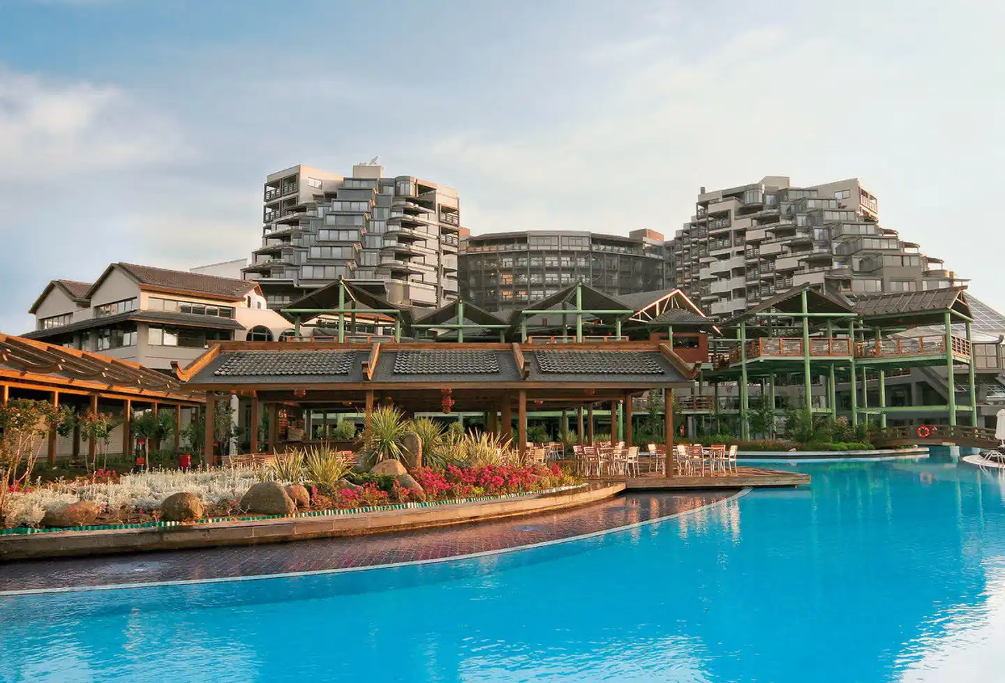 Limak Lara De Luxe Resort Pool