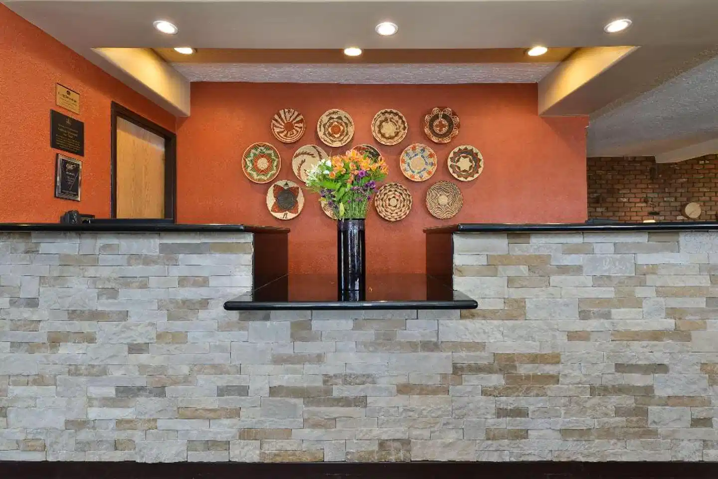 Best Western Pony Soldier Lobby