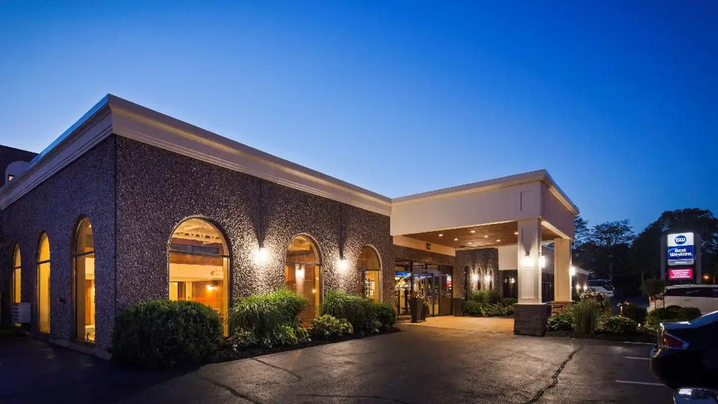 Best Western Plus Glengarry Aussenansicht