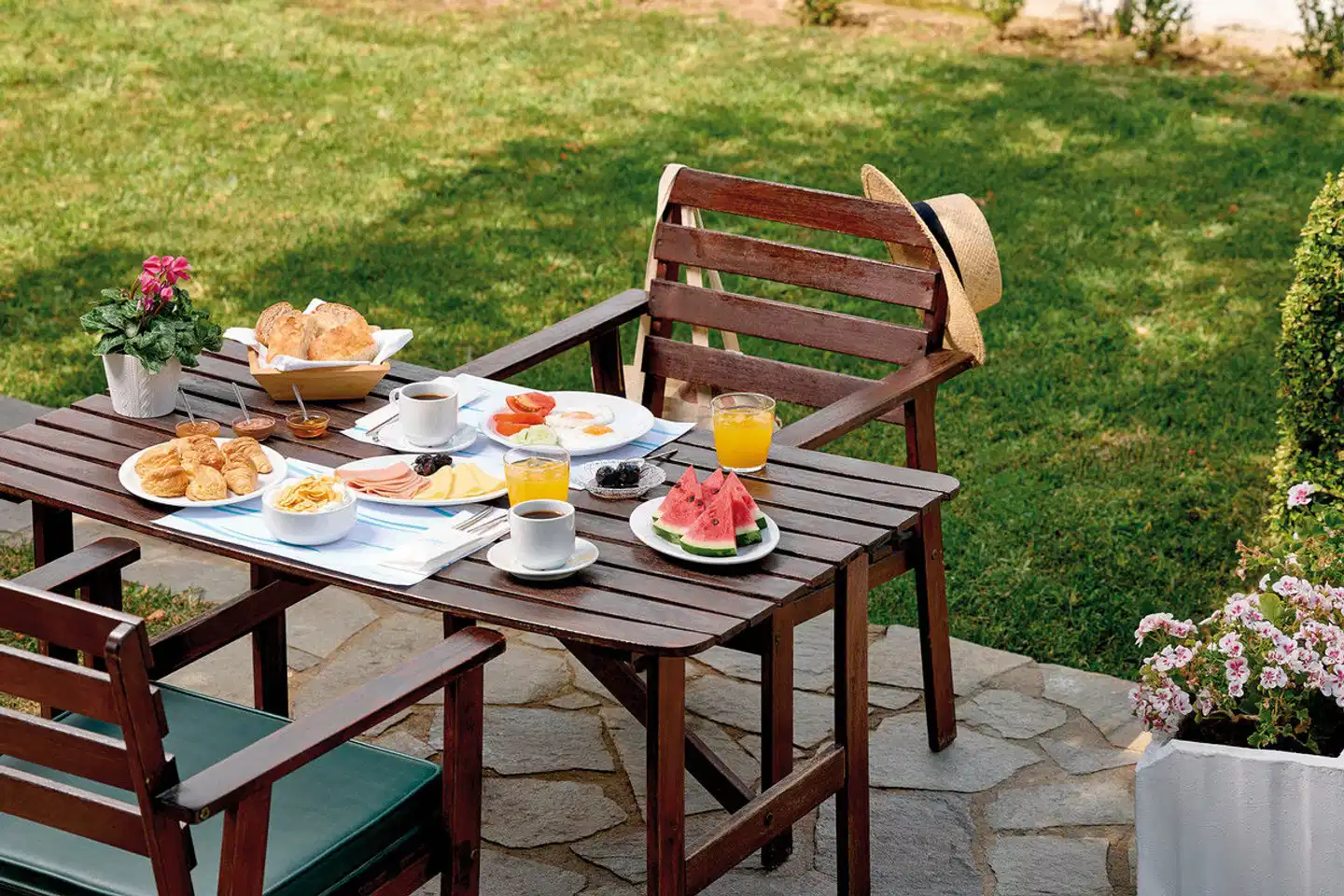 Kazaviti Hotel Terrasse