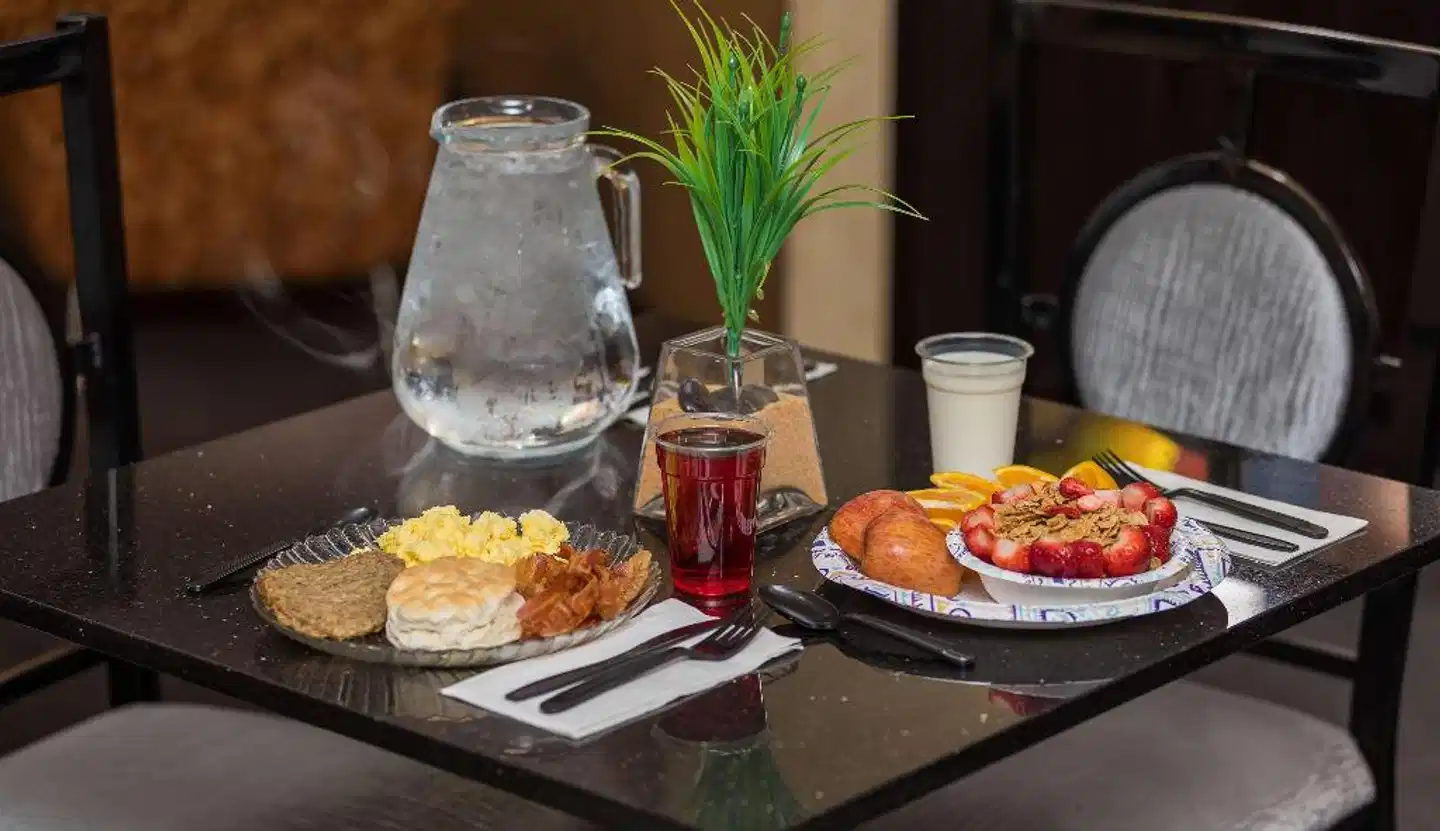 Best Western Plus Charlotte/Matthews Hotel Restaurant