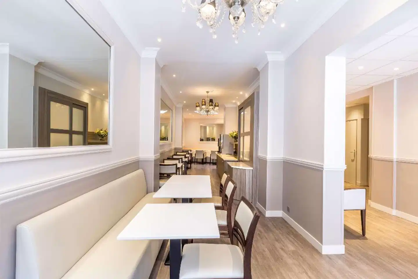 Sure Hotel by Best Western Paris Gare du Nord Lobby