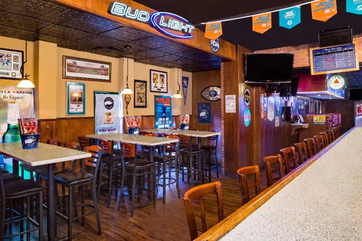 Ramada by Wyndham Miami Springs/Miami International Airport Bar