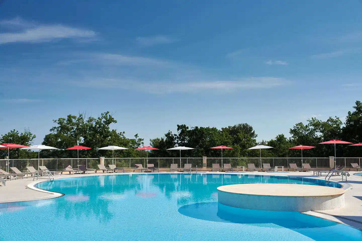 Apartments Bellevue Plava Laguna Pool