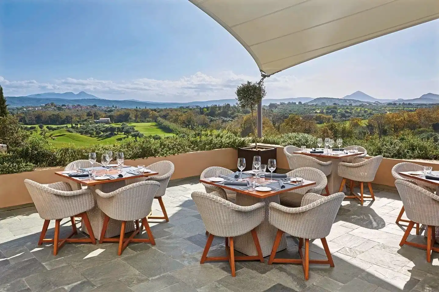 The Westin Resort Costa Navarino Terrasse