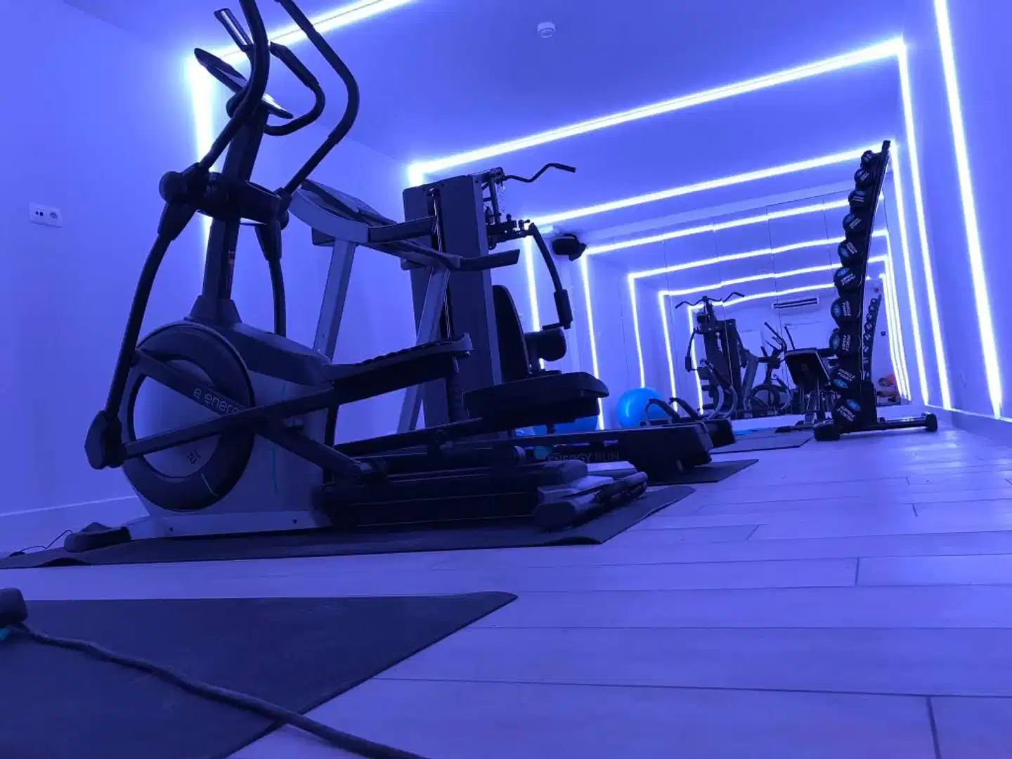 The Golden Tree Hotel Sport und Entertainment