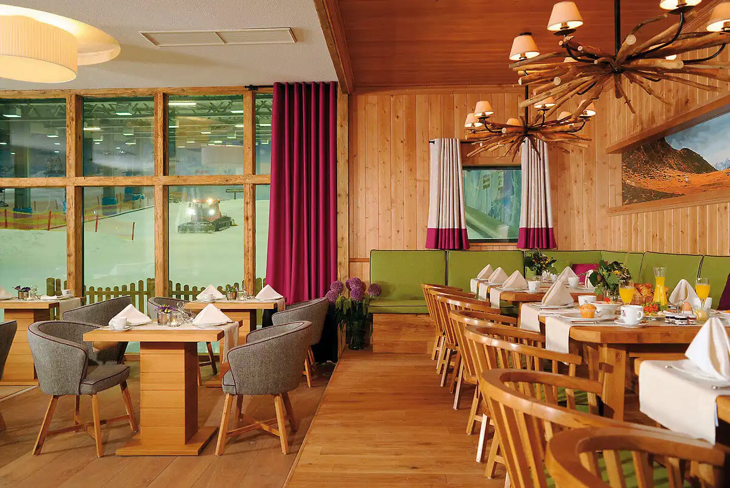 Hotel Fire & Ice Restaurant