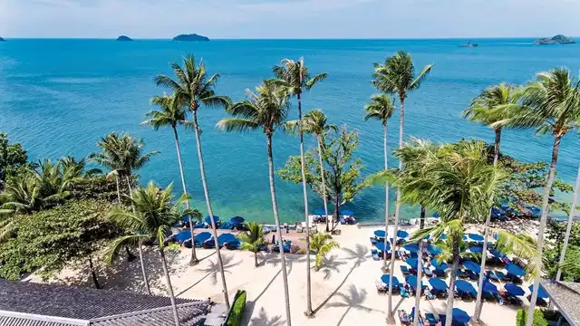 Awa Koh Chang Strand