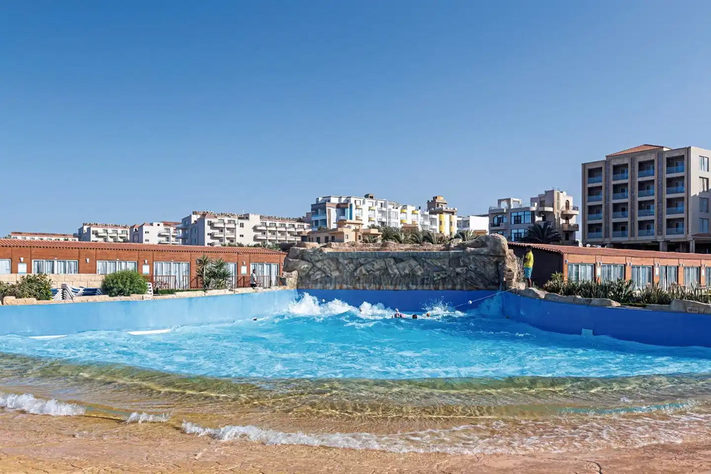 SUNRISE Alora Aqua Park Resort Strand