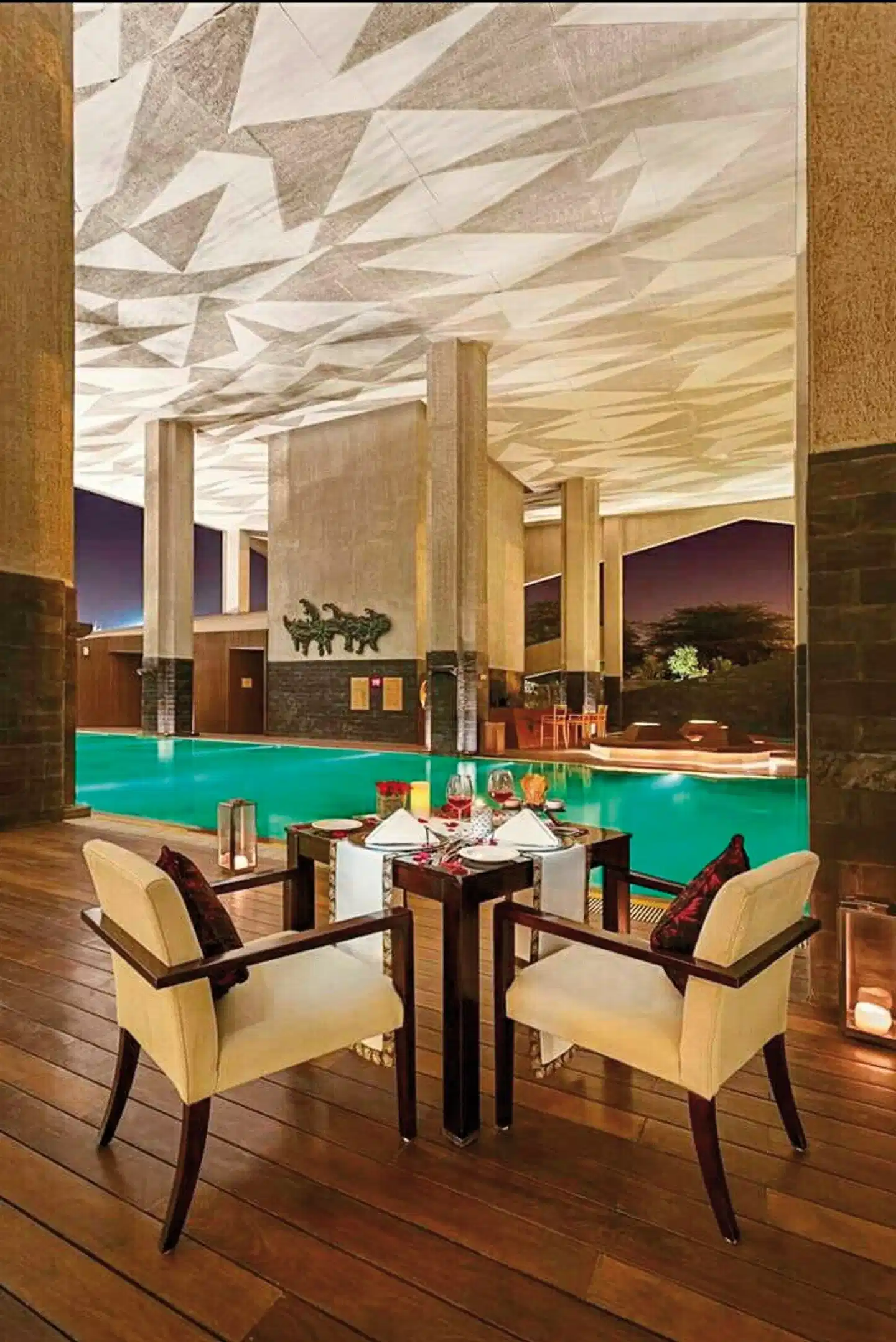 Vivanta by Taj Dwarka Hallenbad