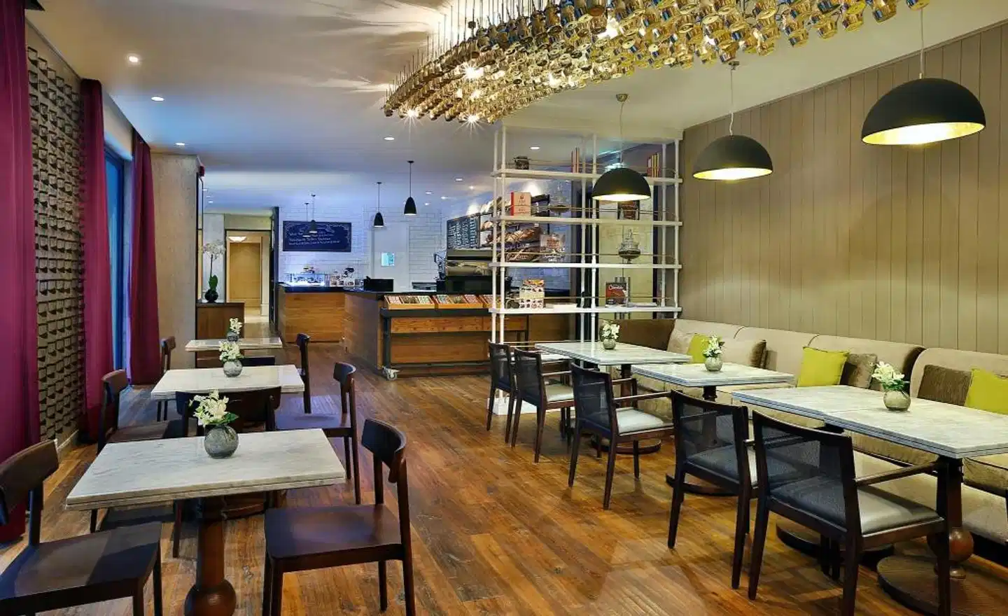 The Ritz-Carlton, Executive Residences Bar