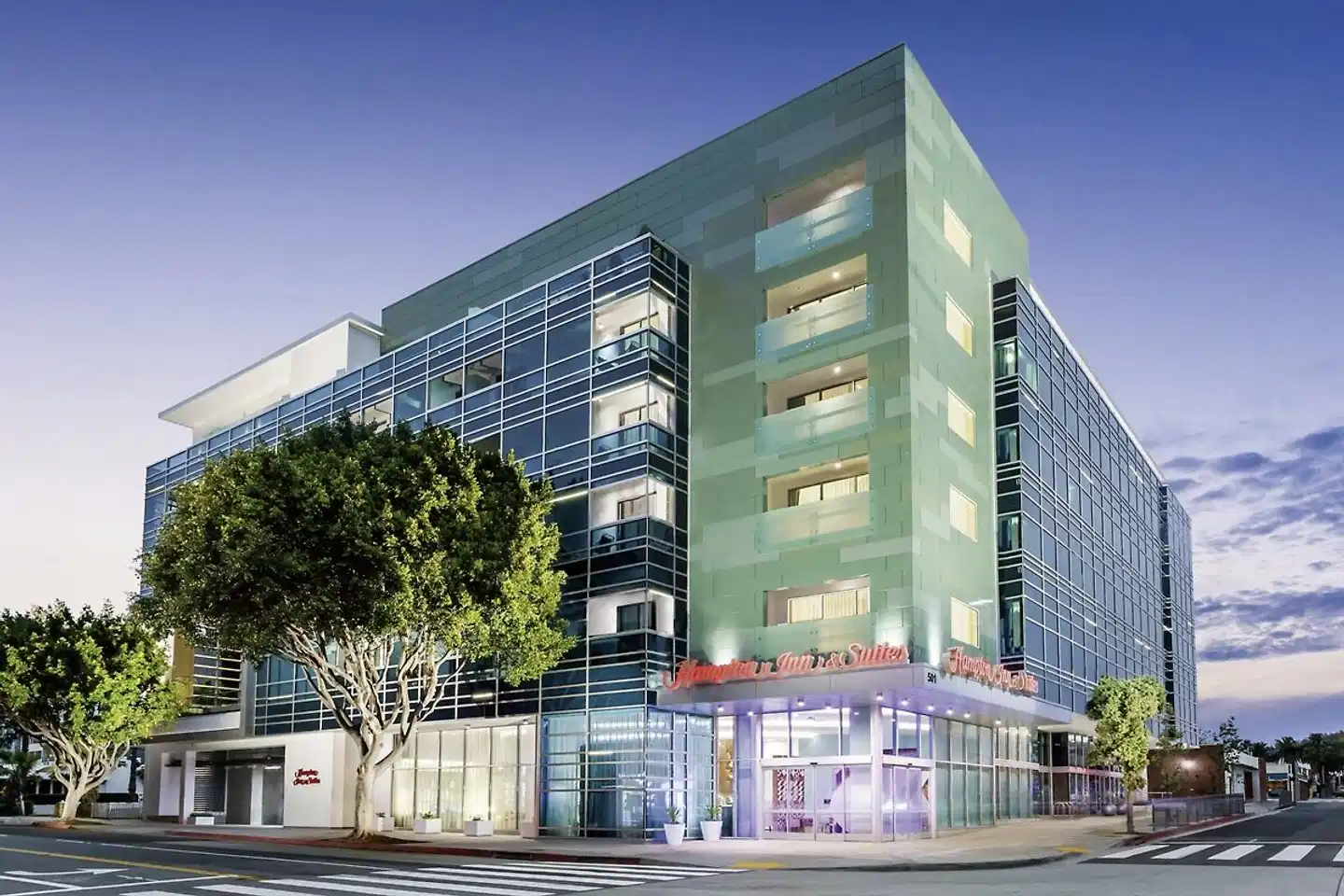 Hampton Inn & Suites Santa Monica Aussenansicht