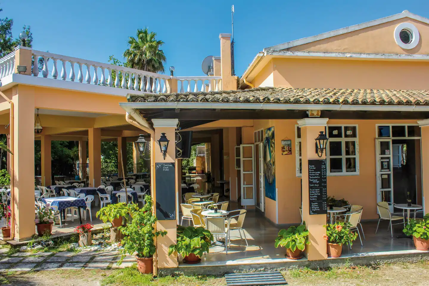 Karda Beach Camping & Bungalows (by Happy Camp) Aussenansicht