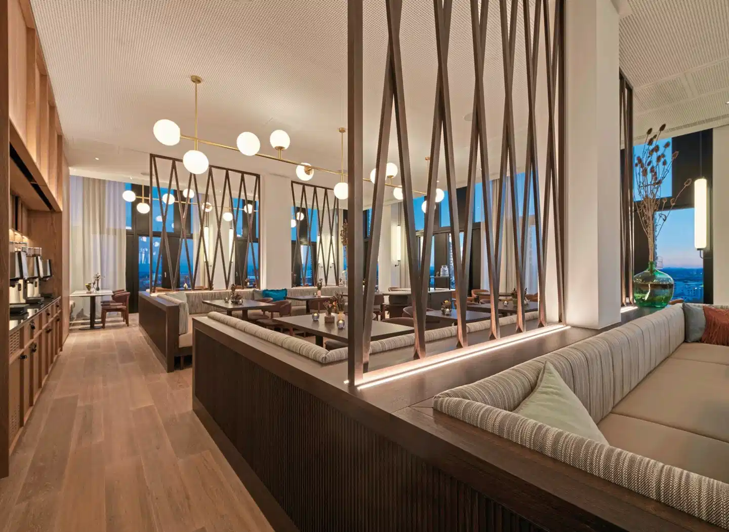 Adina Apartment Hotel Munich Lobby