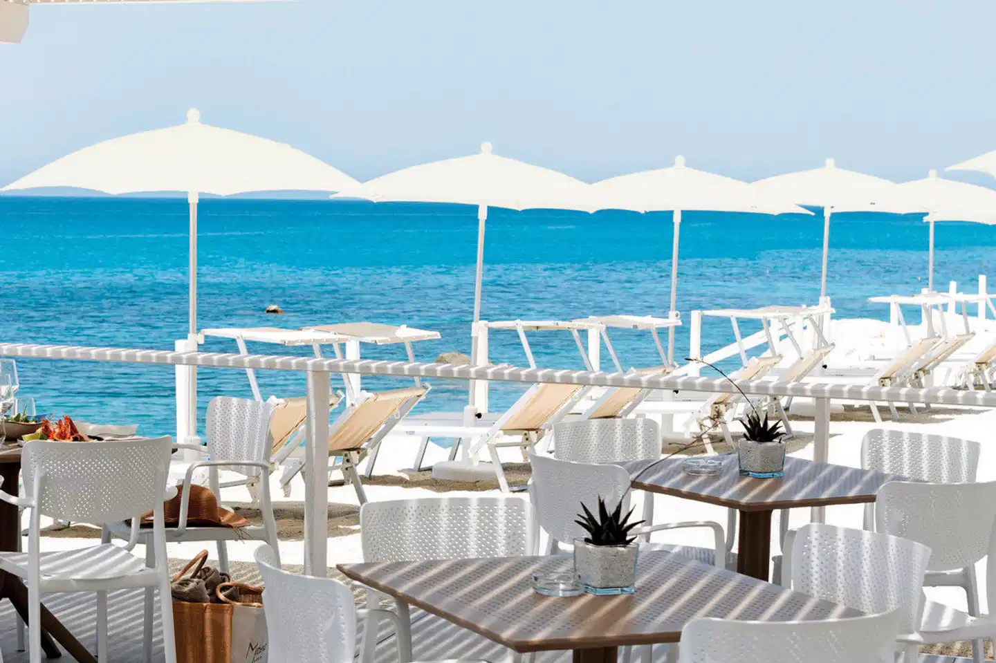 Midenza Seaside & Nature Retreat Terrasse