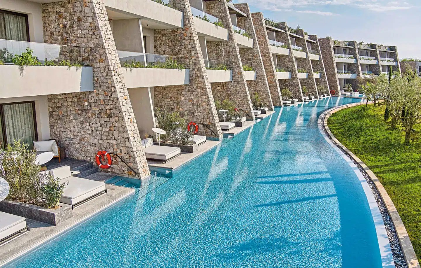 W Costa Navarino Pool