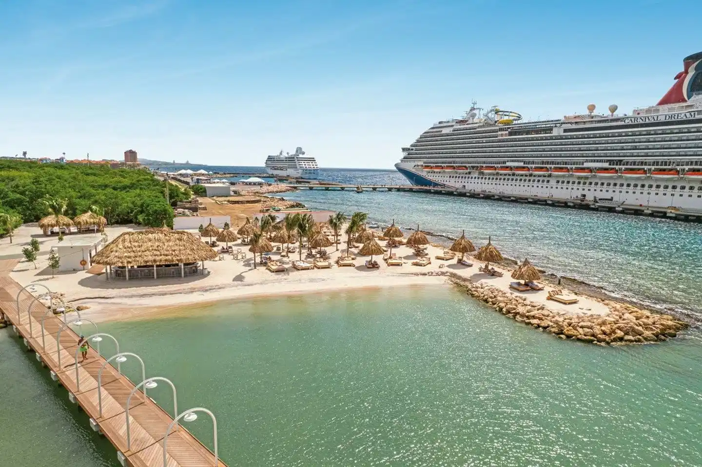 The Rif at Mangrove Beach Corendon Curaçao All-Inclusive, Curio by Hilton Strand