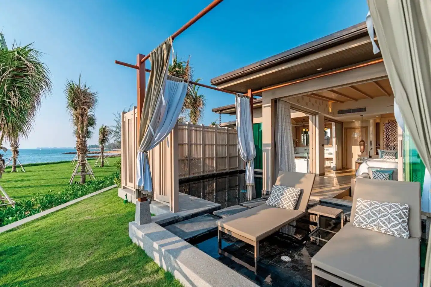 The Little Shore Khao Lak by Katathani Terrasse