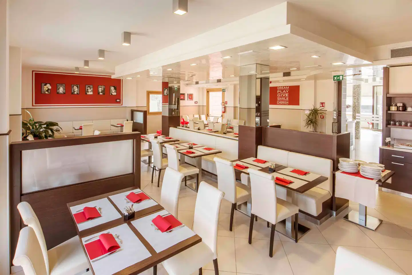 Kairos Garda Hotel Restaurant