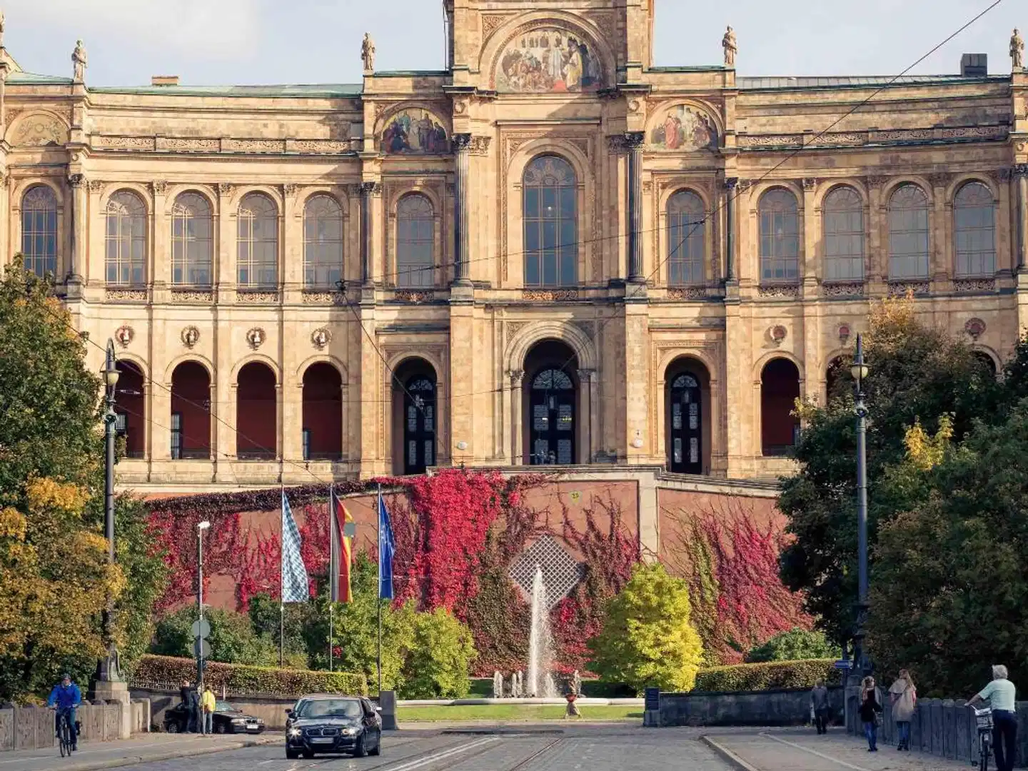 ibis Muenchen City Ost Aussenansicht