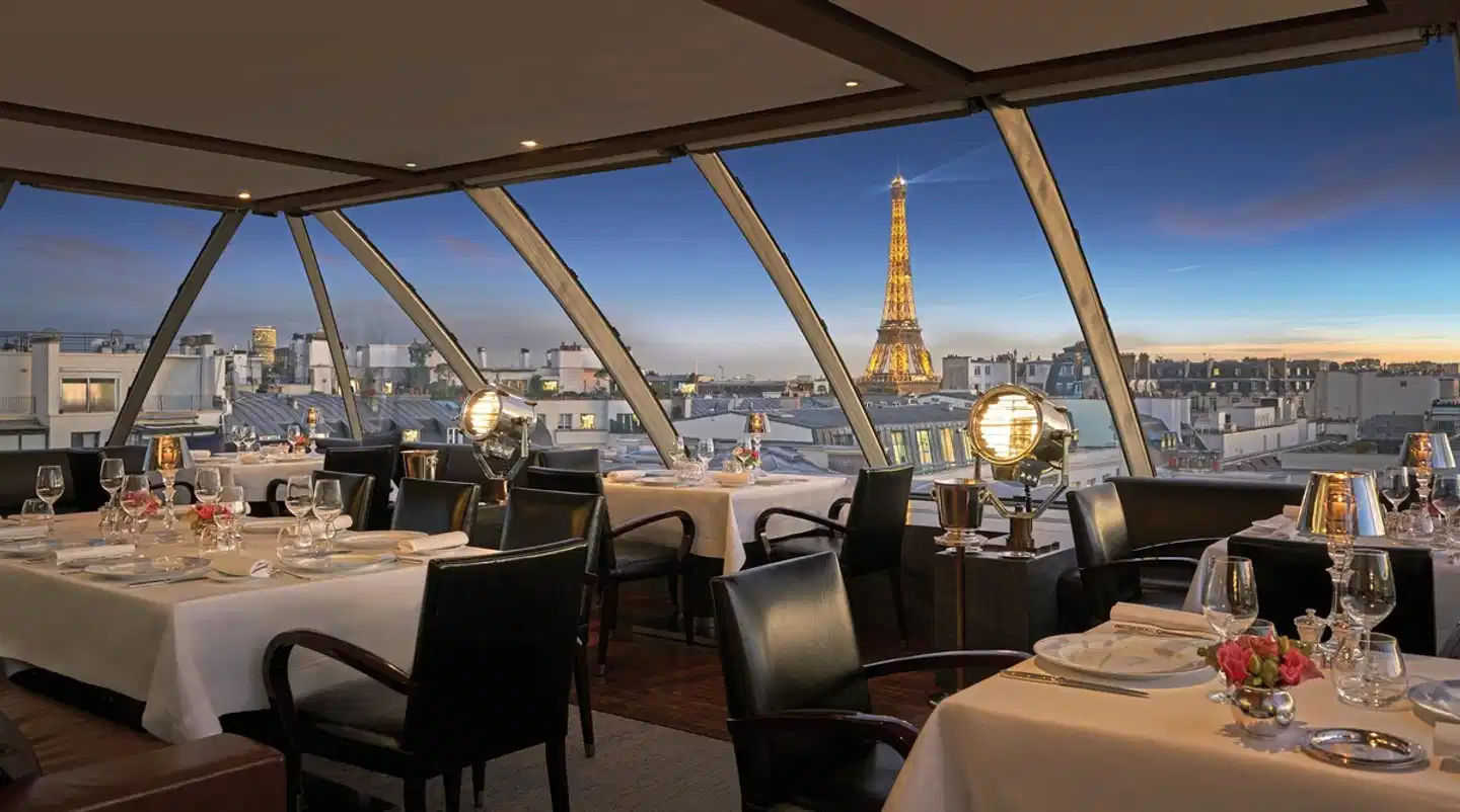 The Peninsula Paris Terrasse