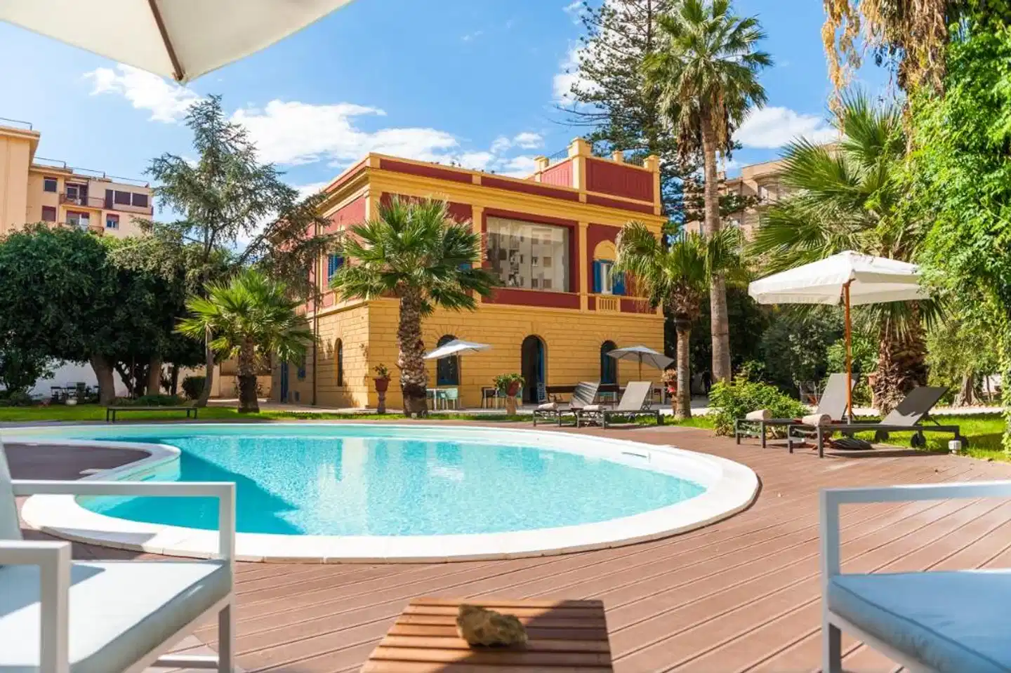 Giardini Mon Plaisir Pool