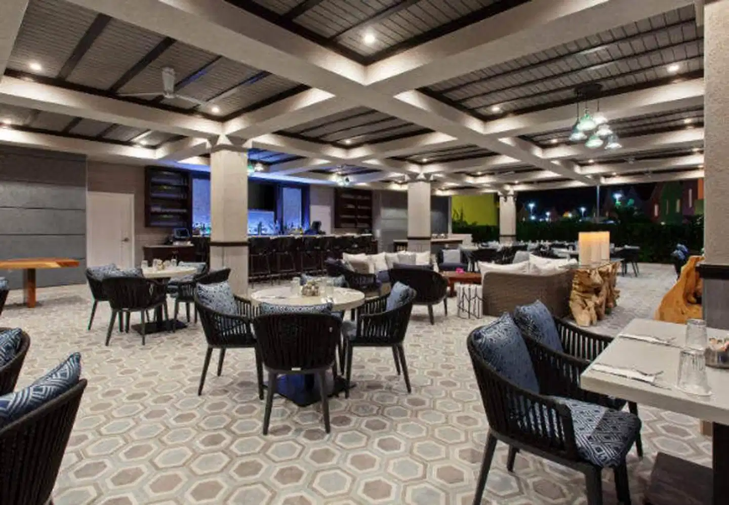 Courtyard by Marriott Bonaire Dive Resort Restaurant