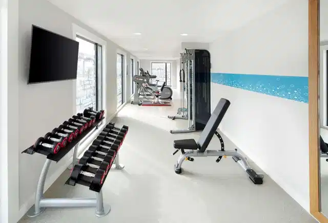 Hampton by Hilton London Docklands Sport und Entertainment