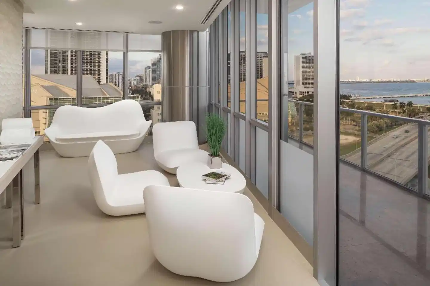 The Gabriel Miami, Curio by Hilton Badezimmer