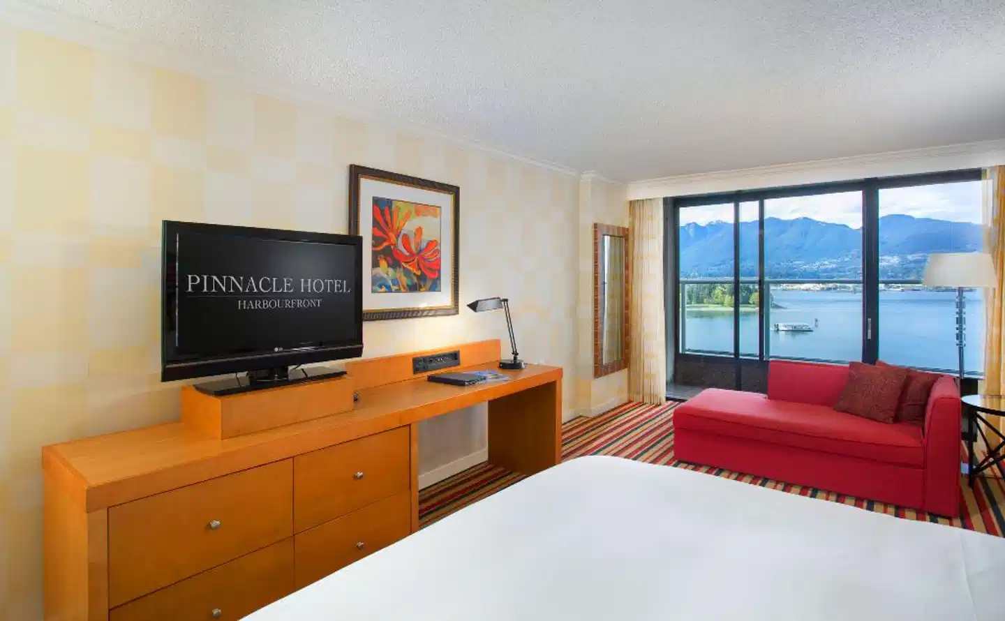 Pinnacle Hotel Vancouver Harbourfront Wohnbeispiel