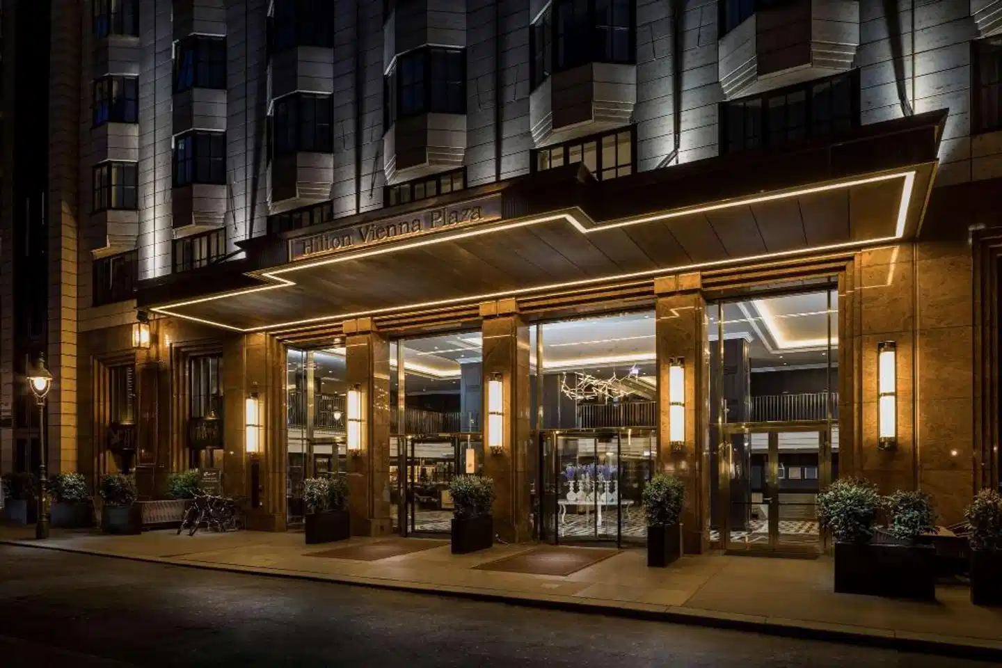 Hilton Vienna Plaza Aussenansicht