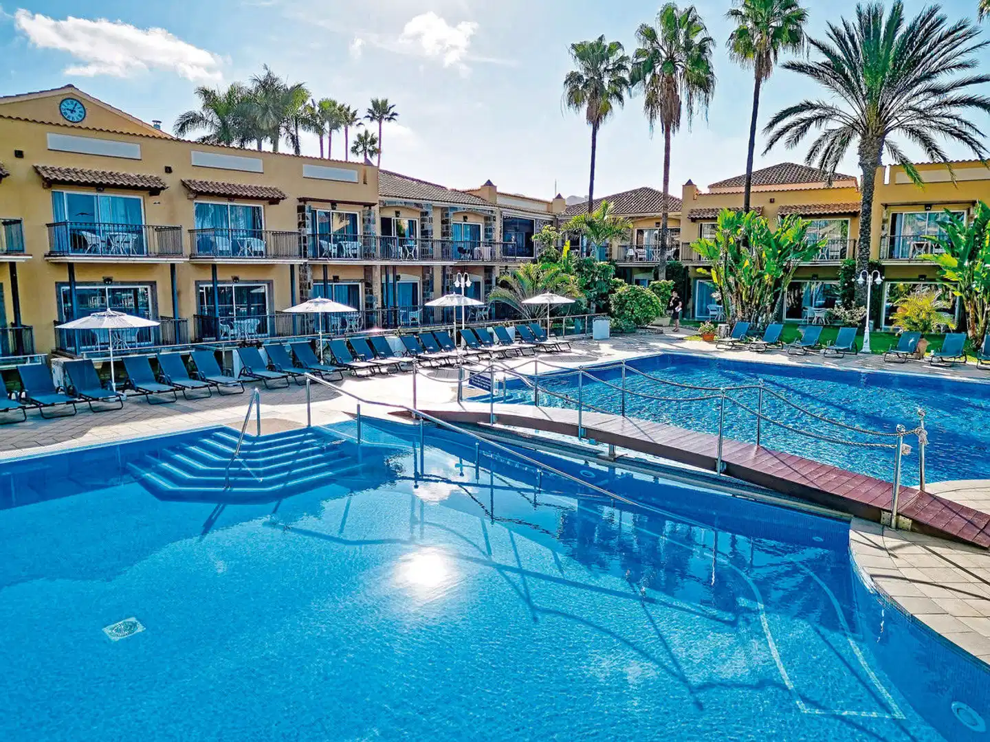 Bull Vital Suites & Spa Boutique Hotel Pool