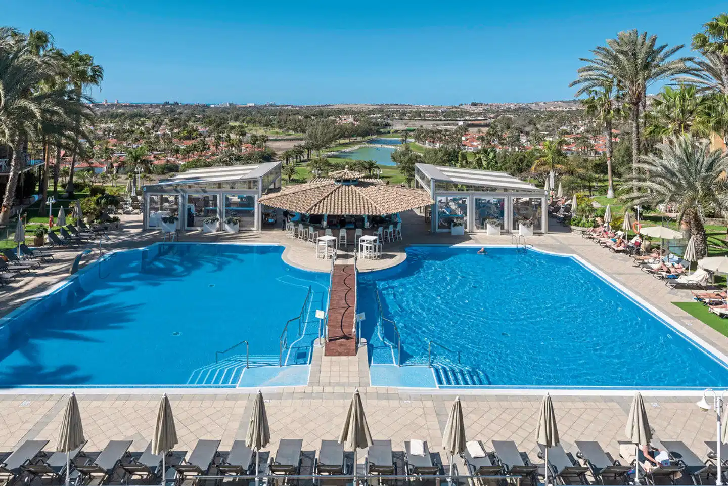 Bull Vital Suites & Spa Boutique Hotel Pool