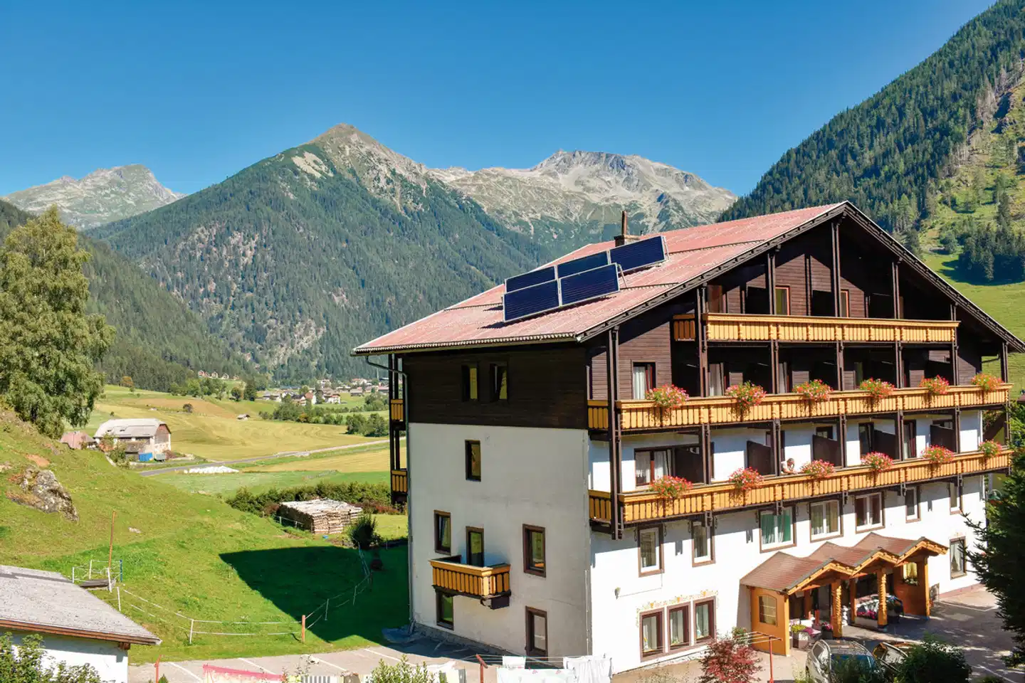 Hotel Pension Oswald Aussenansicht