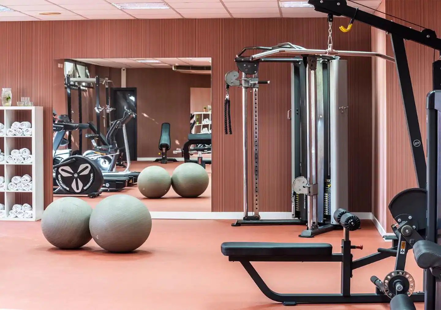 AxelBeach Maspalomas - Apartments and Lounge Club - Adults Only Bar