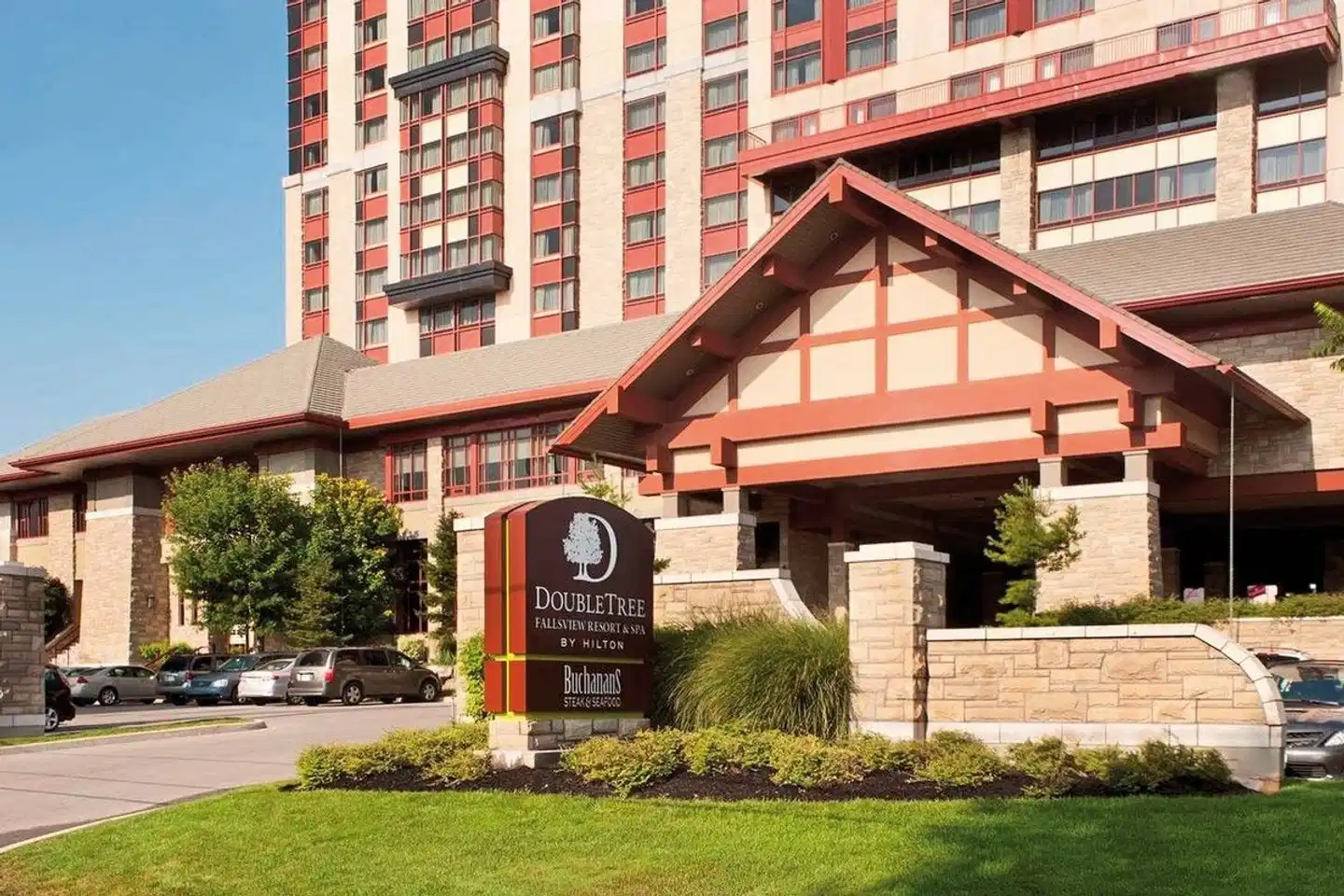 Doubletree Fallsview Resort & Spa by Hilton Aussenansicht