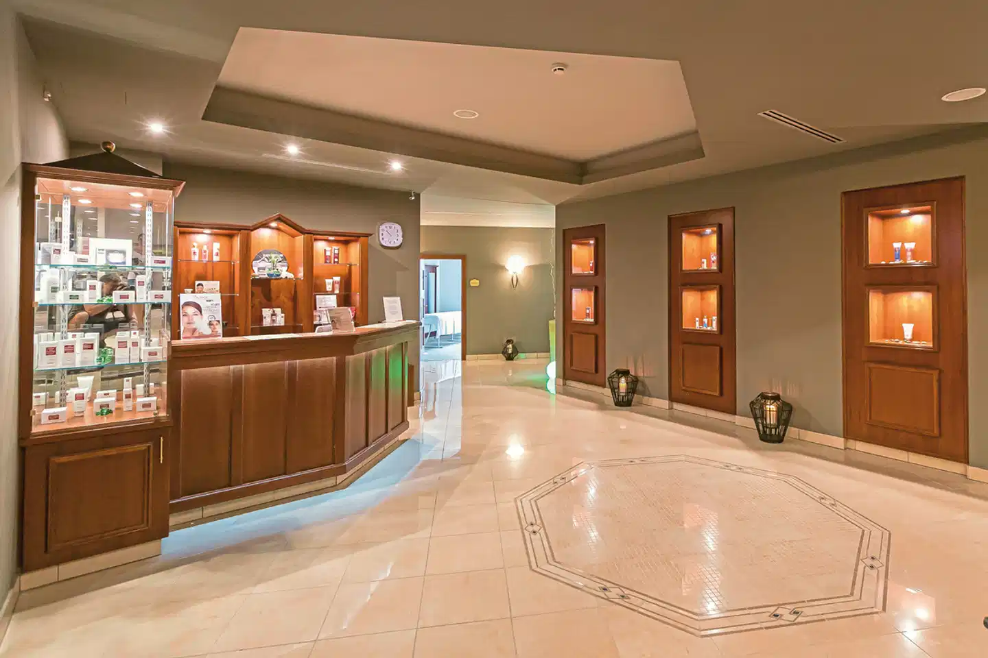 Mediterranee Family & Spa Hotel Lobby