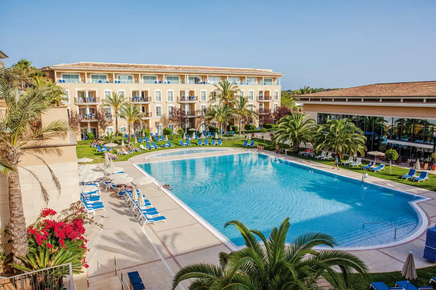 Grupotel Playa de Palma Suites & Spa Pool