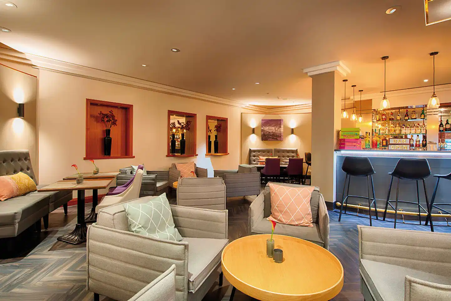 Leonardo Hotel Heidelberg Bar