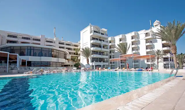 Sunrise Holidays Resort Pool