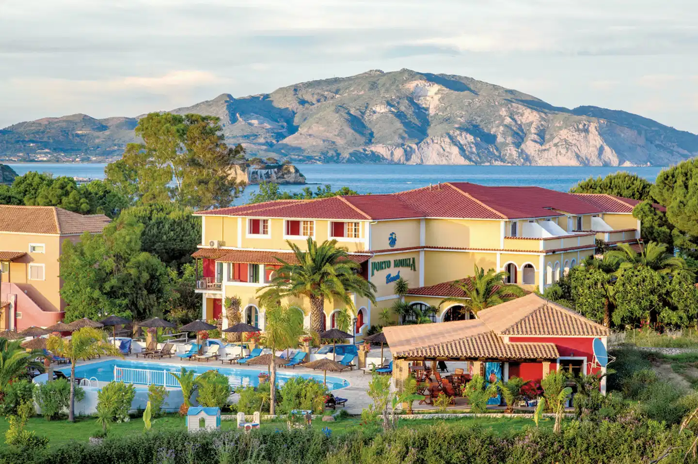 Porto Koukla Beach Aussenansicht