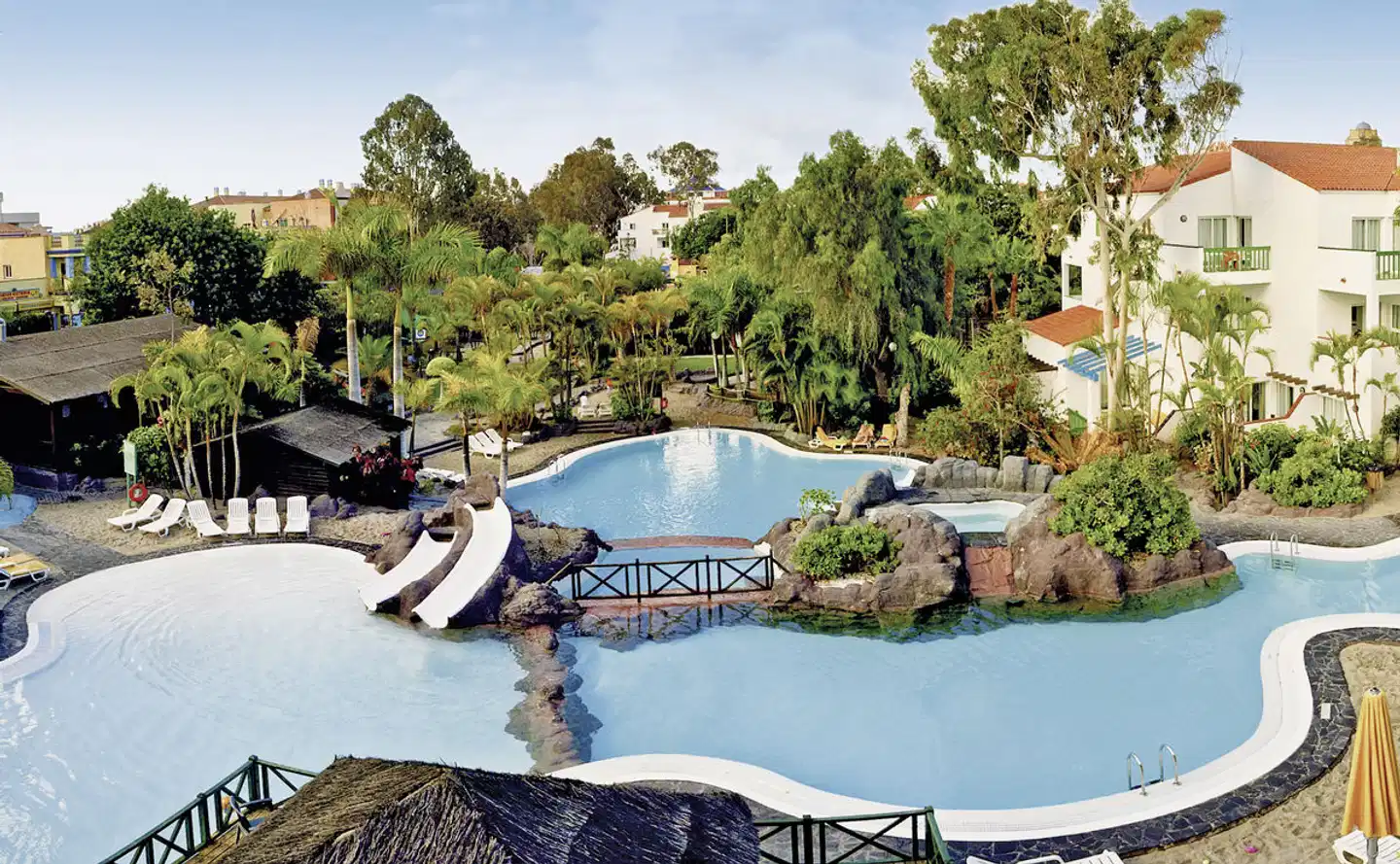 Park Club Europe Pool