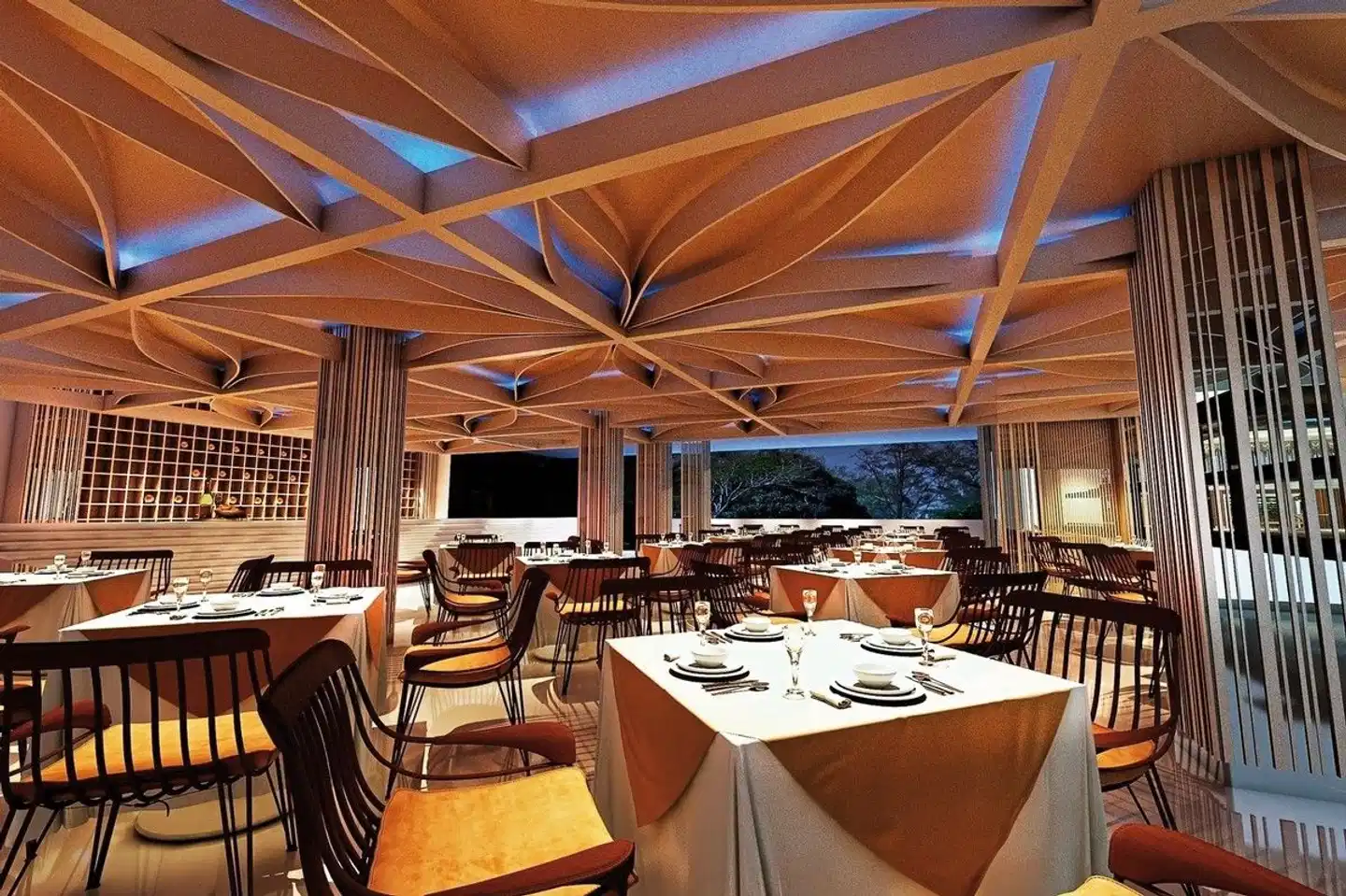 Amora Beach Resort Phuket Restaurant