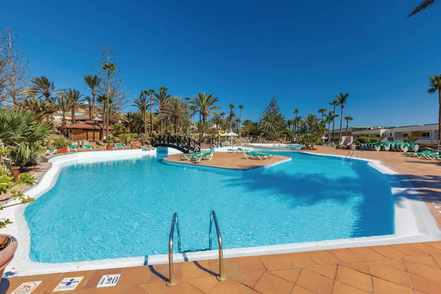 Abora Interclub Atlantic by Lopesan Hotels Pool