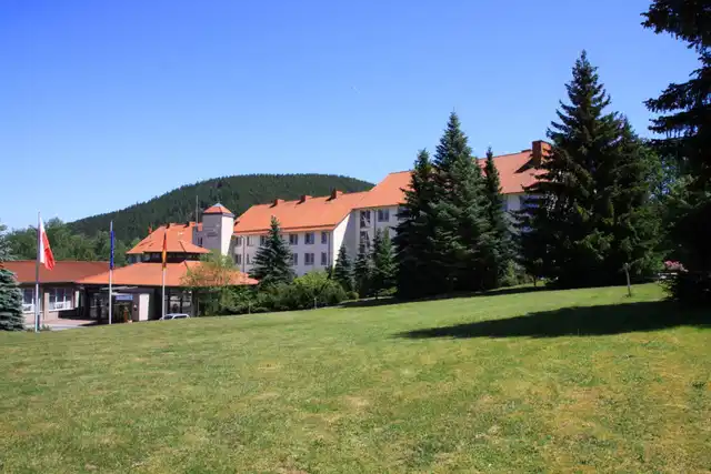 Waldhotel Berghof Aussenansicht