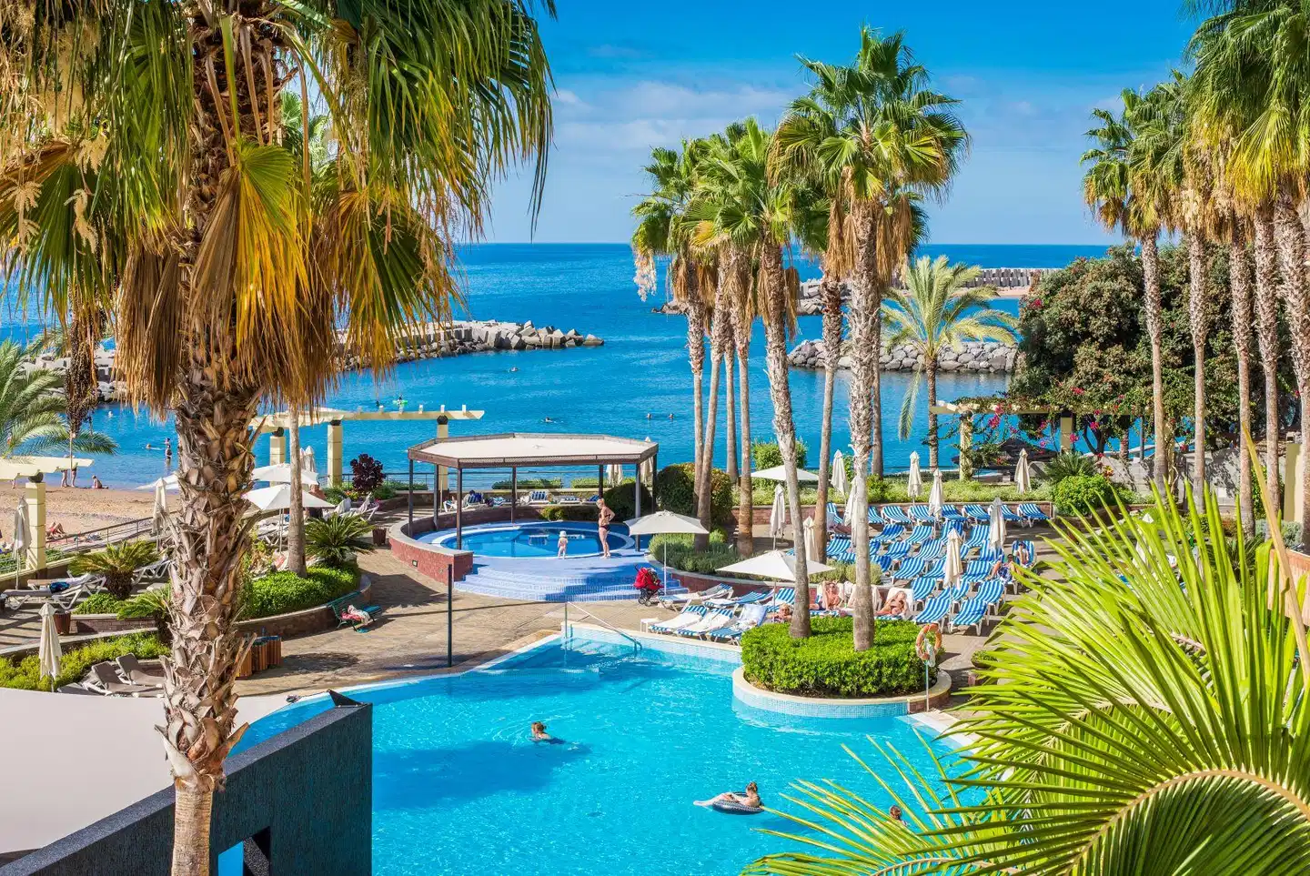 Calheta Beach Pool