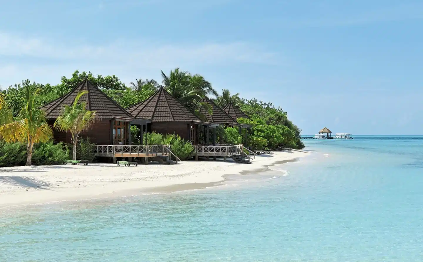 Komandoo Island Resort & Spa Strand